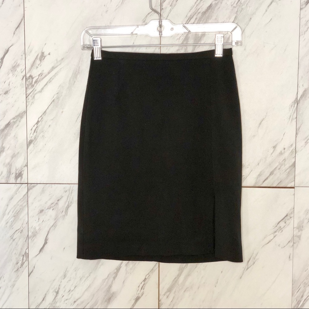 3/$60 Vertigo Paris Black Pencil Skirt SZ 2